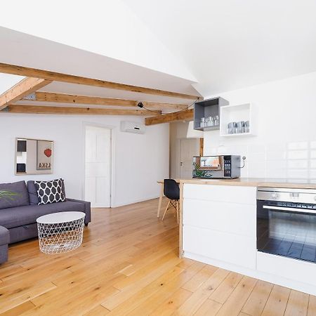 2 Bedroom Apartment With Terrace- Pilsudskiego 11 Краків Екстер'єр фото
